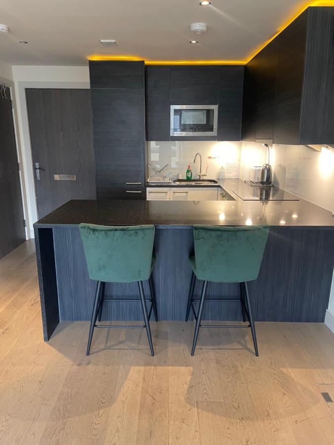 Imperial Wharf Chelsea Apartment Octavia House Лондон Экстерьер фото